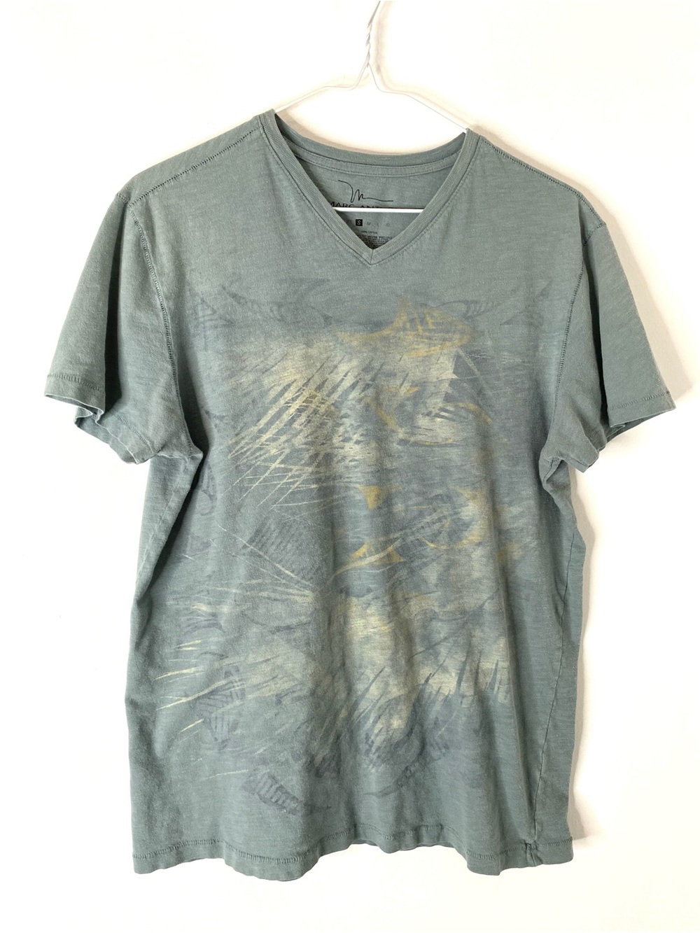 Marc Anthony Blue Green Distressed Abstract Graphic V Neck 100% Cotton Tee